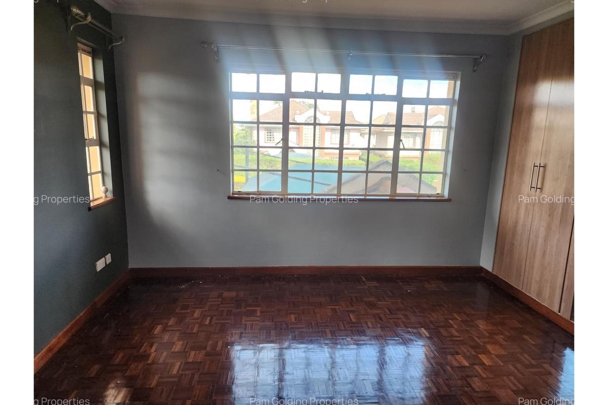 4 Bed House with En Suite at Muthanduku - 9