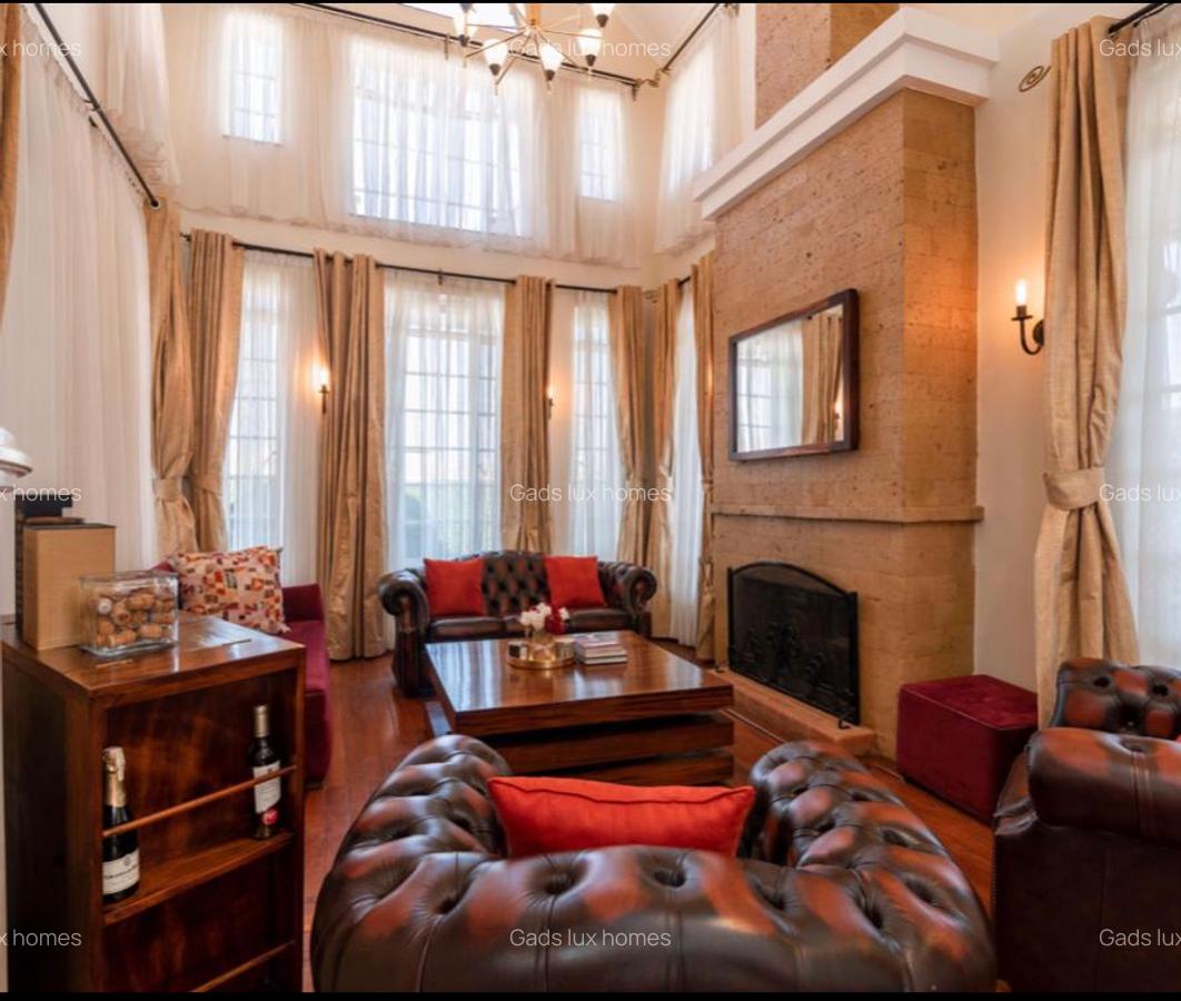 4 Bed Townhouse with En Suite at Kiambu - 2