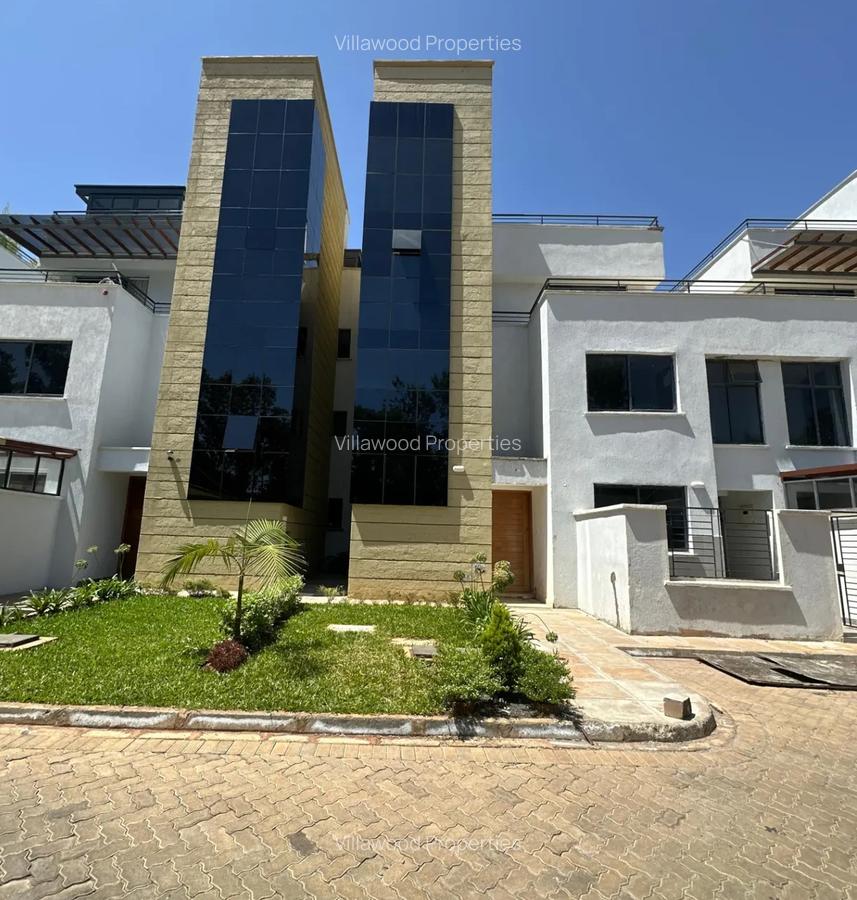 5 Bed Townhouse with En Suite in Lavington - 1