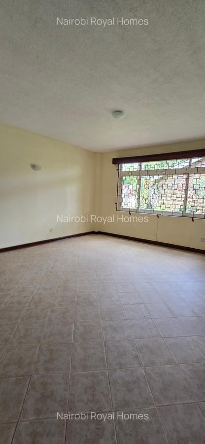 5 Bed Townhouse with En Suite at Lavington Mall - 18
