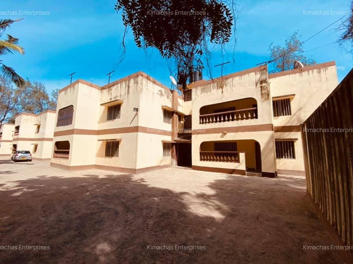 2 Bed Apartment with En Suite at 1St Avenue Nyali - 14