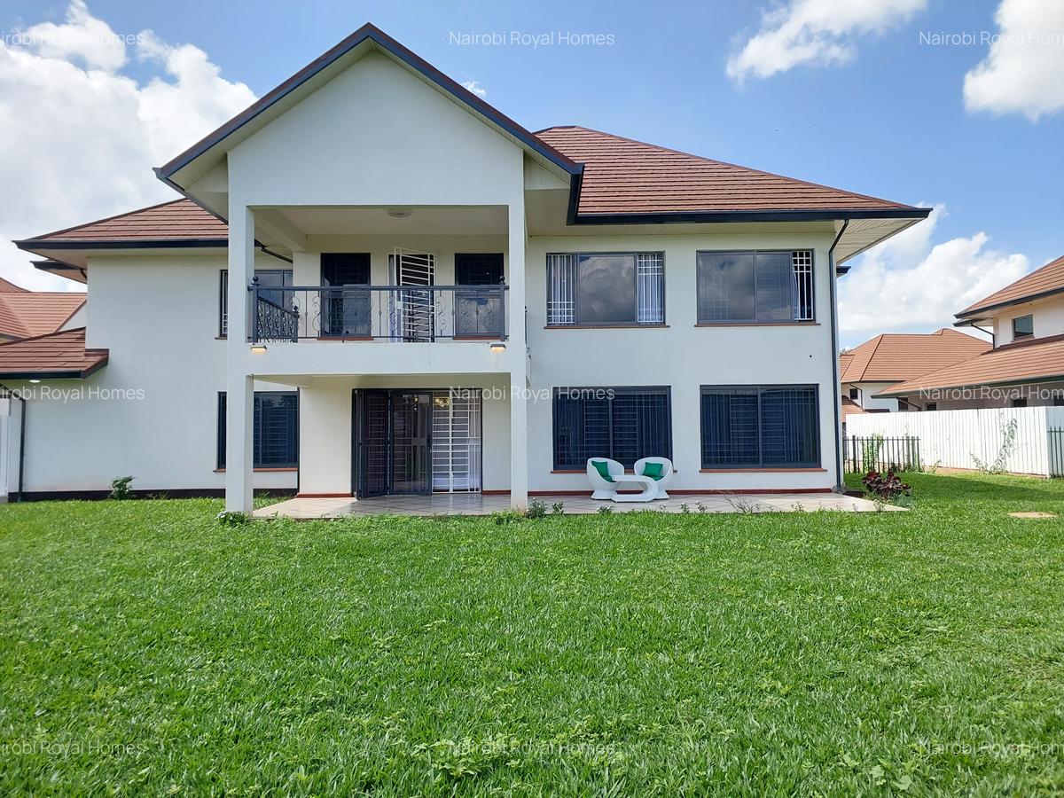 4 Bed House with En Suite at Paradise Lost - 3