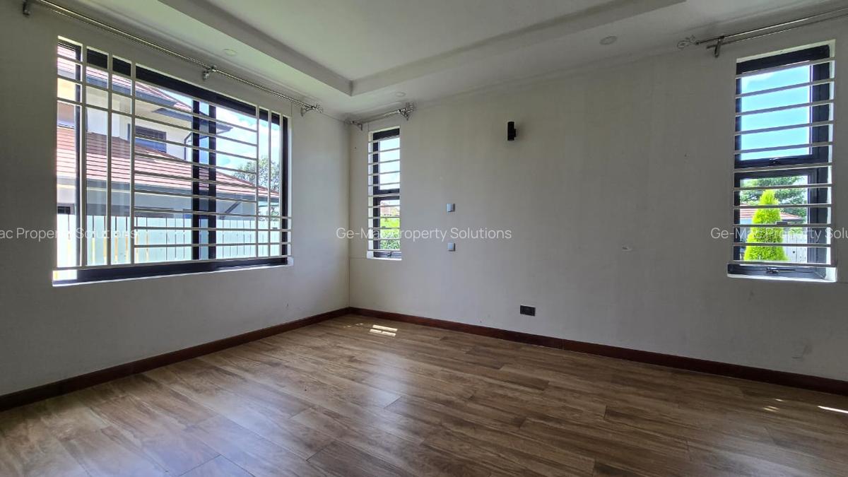 4 Bed House with En Suite in Kiambu Road - 10