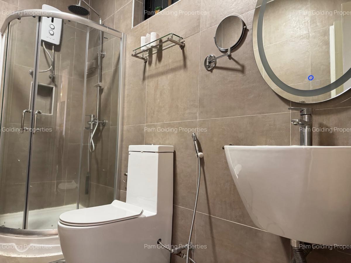 Furnished 1 Bed Apartment with En Suite in Riverside - 9