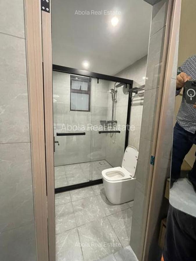 2 Bed Apartment with En Suite in Riverside - 18