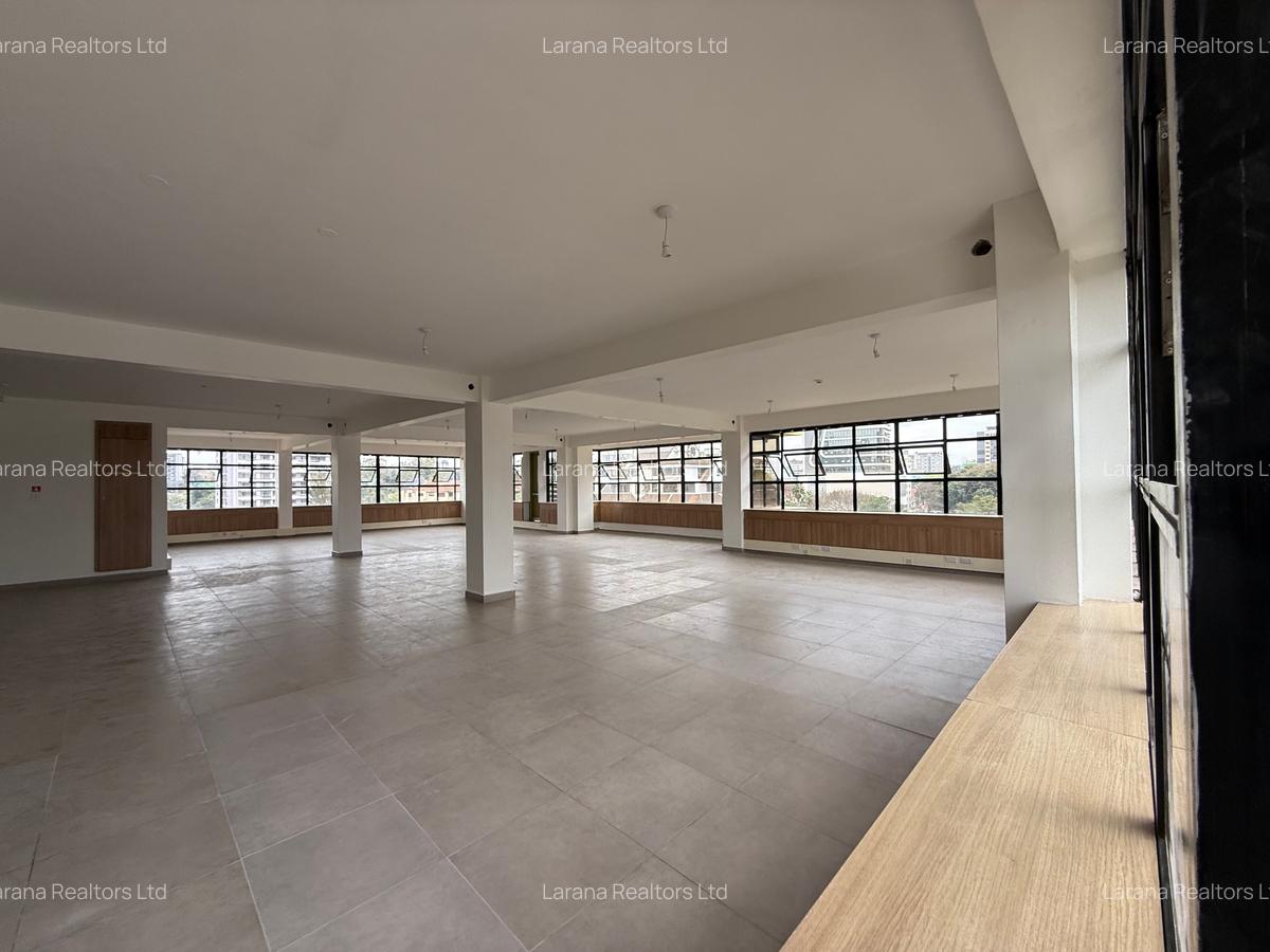 3,500 ft² Office with Backup Generator at Lantana Rd - 17