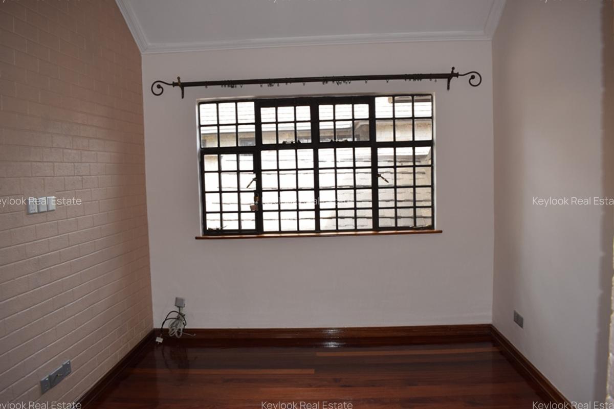 4 Bed Townhouse with En Suite at Peponi Road - 5