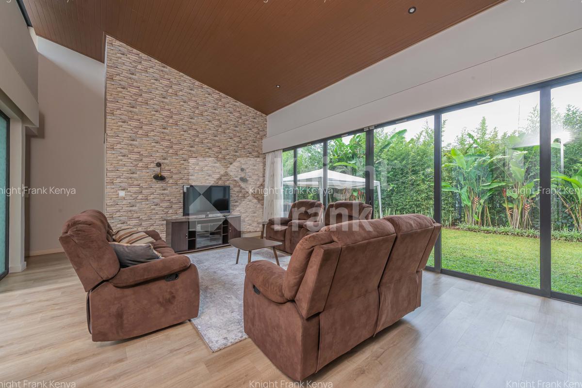 3 Bed Townhouse with En Suite at Runda Road - 4