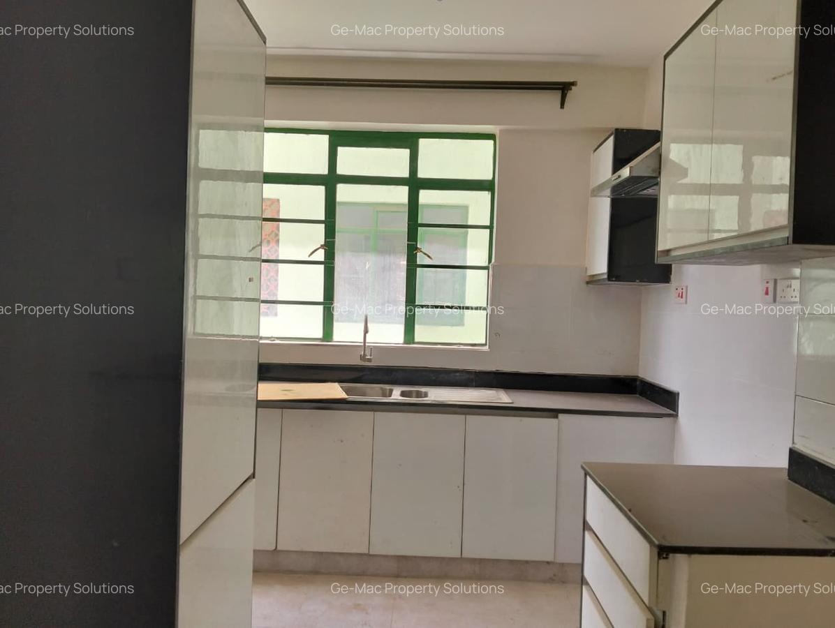 1 Bed Apartment with En Suite at Thindigua Delta - 3