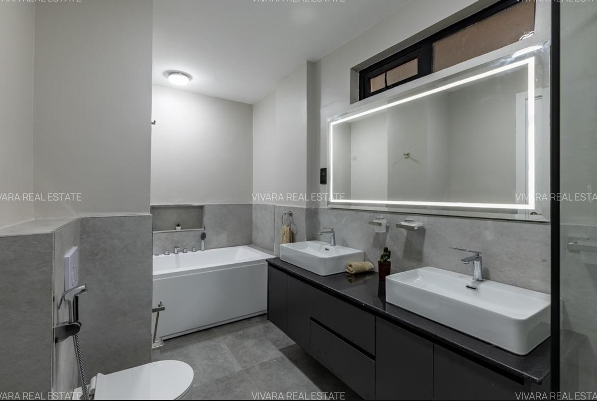 Serviced 3 Bed Apartment with En Suite at We - 10