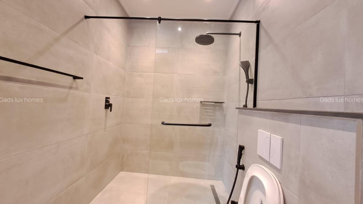 4 Bed Apartment with En Suite at Peponi - 7