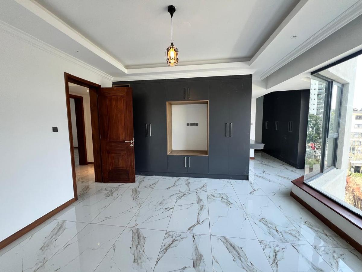 3 Bed Apartment with Swimming Pool in Kileleshwa - 5