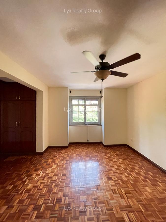 5 Bed Villa with En Suite in Runda - 15