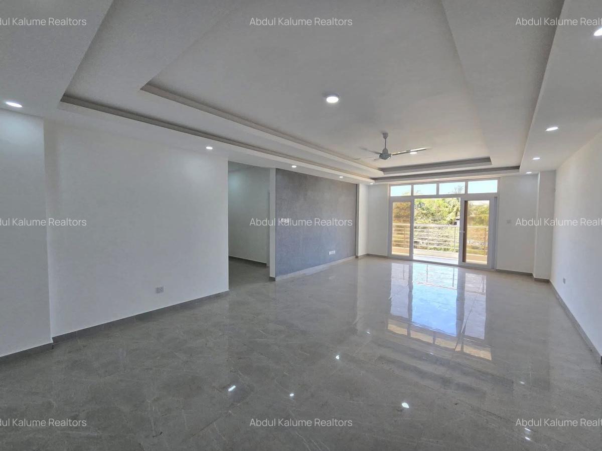 Serviced 3 Bed Apartment with En Suite at Nyali - 5