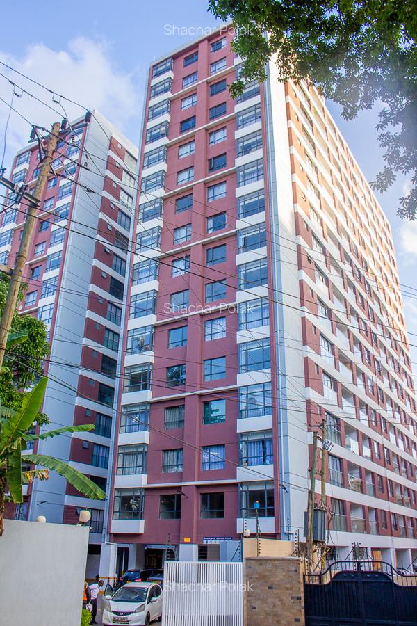 2 Bed Apartment with Swimming Pool at Hatheru Road - 10