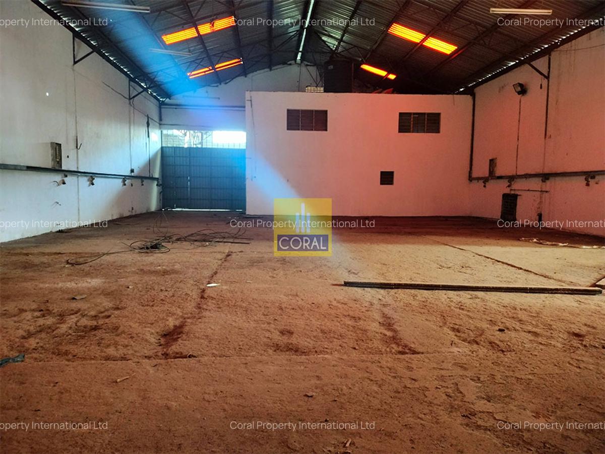 Warehouse in Industrial Area - 17