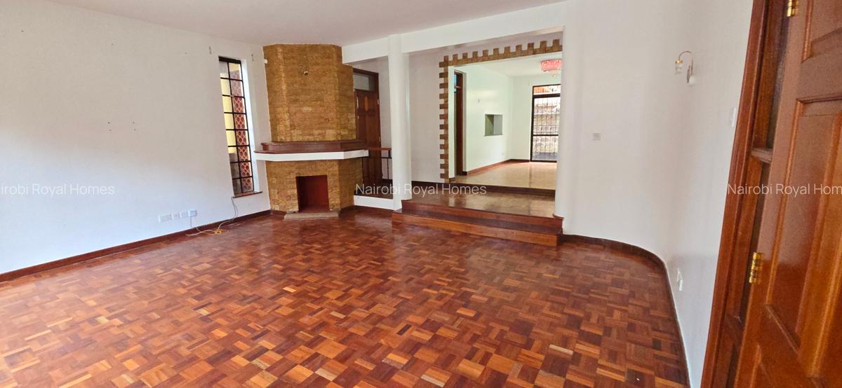 5 Bed Townhouse with En Suite at Lavington Green - 13