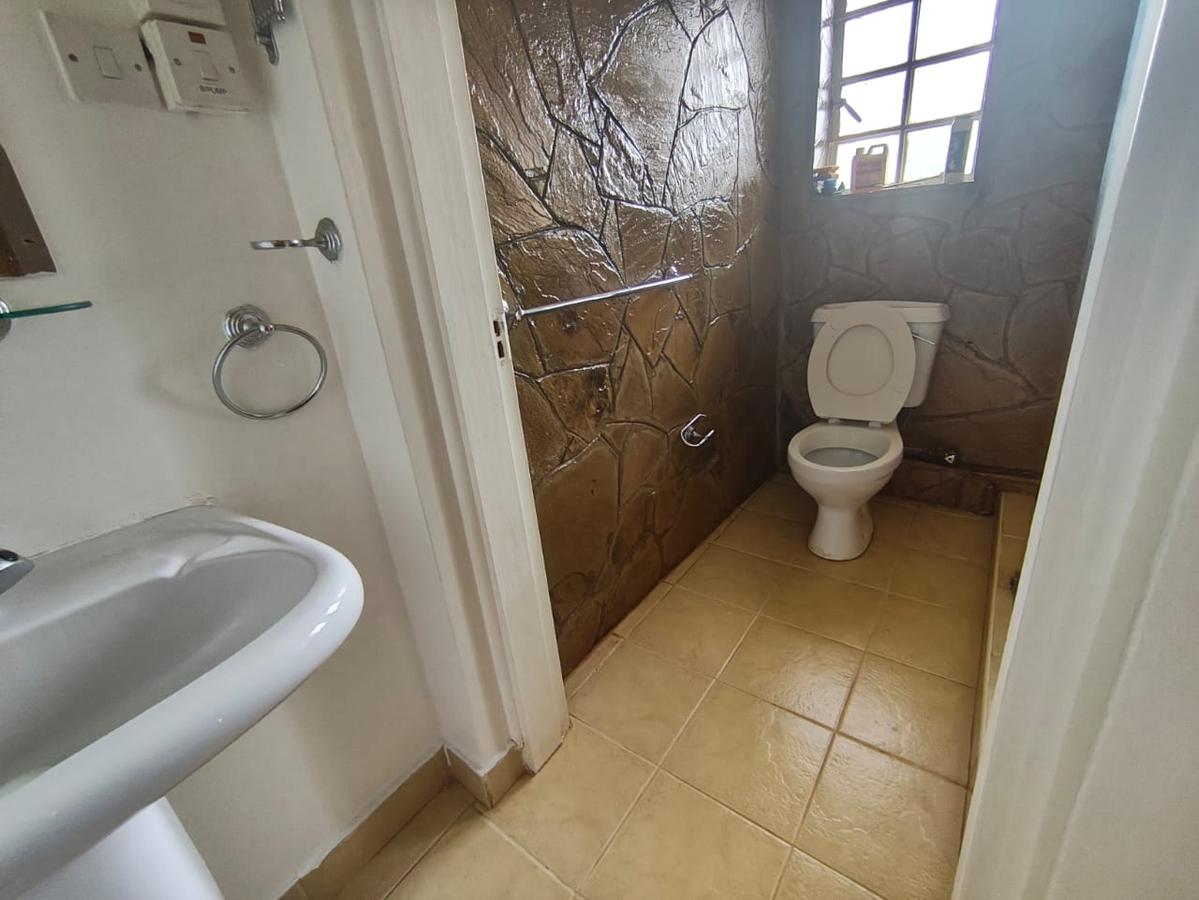 3 Bed House with En Suite at Runda - 15