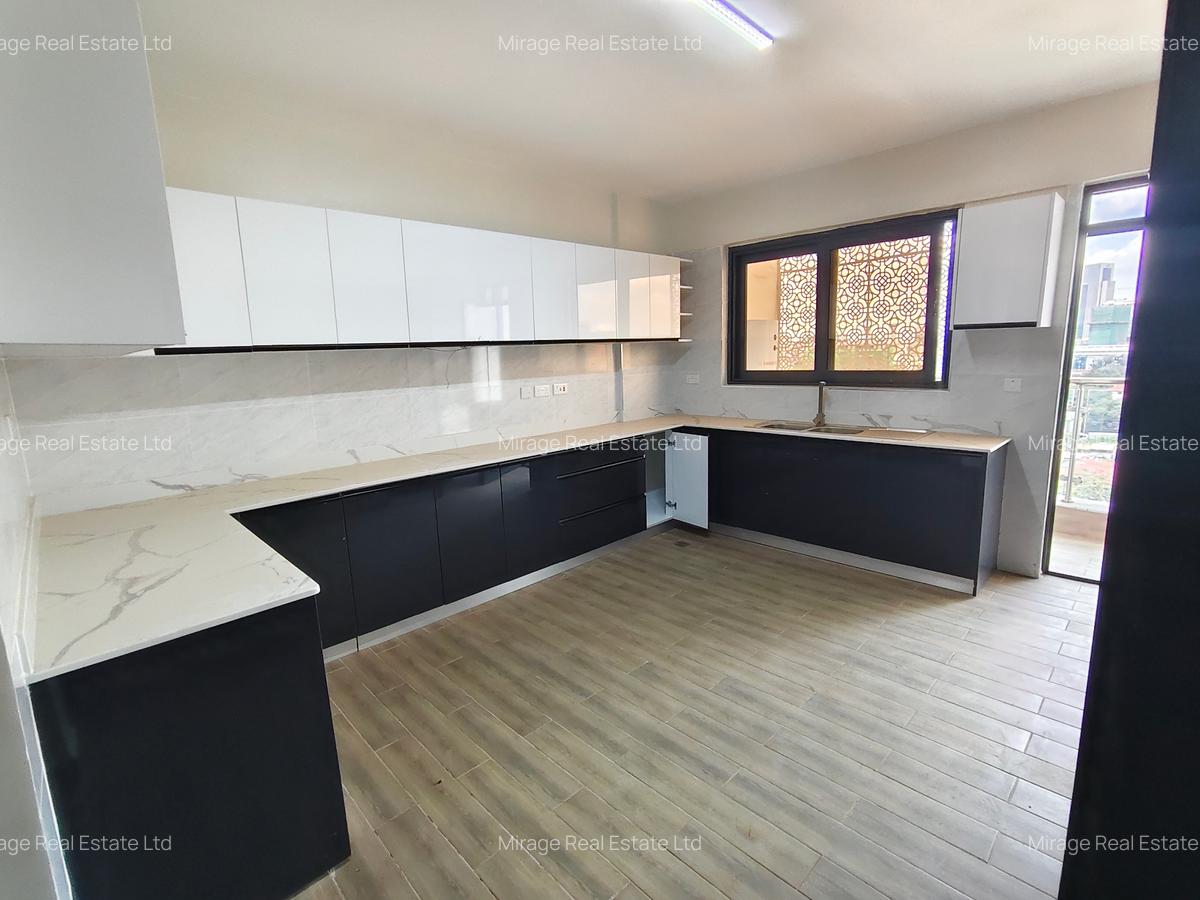 5 Bed Apartment with Staff Quarters in Parklands - 10