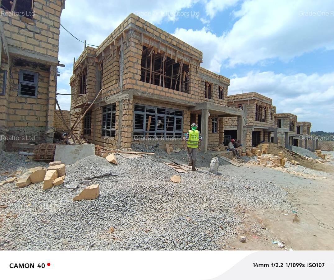 5 Bed House with En Suite at Karai - 14