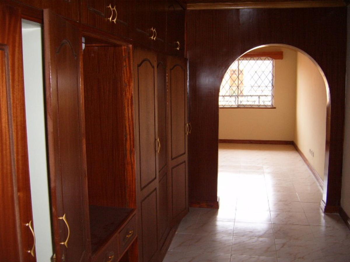 4 Bed Townhouse with En Suite in Kileleshwa - 14