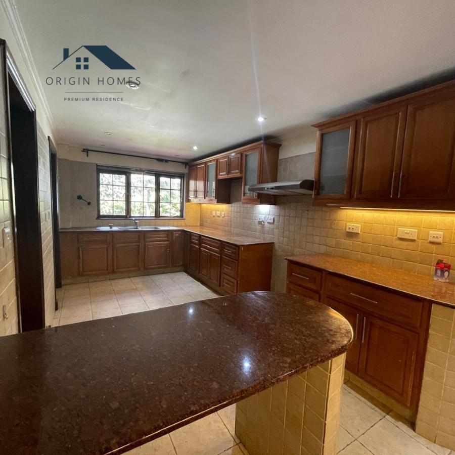 5 Bed Townhouse with En Suite at General Mathenge - 8