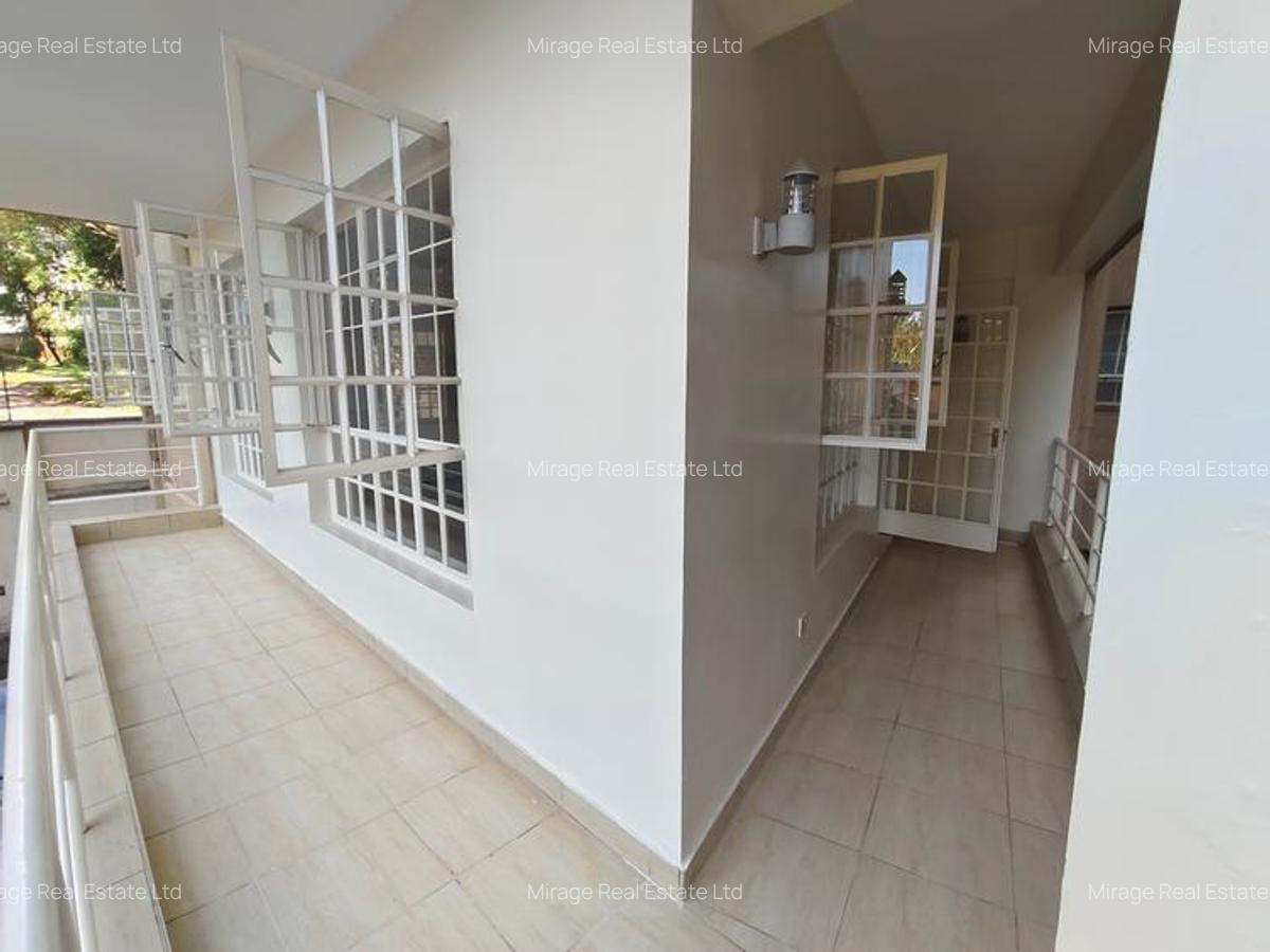 2 Bed Apartment with En Suite in Kilimani - 9