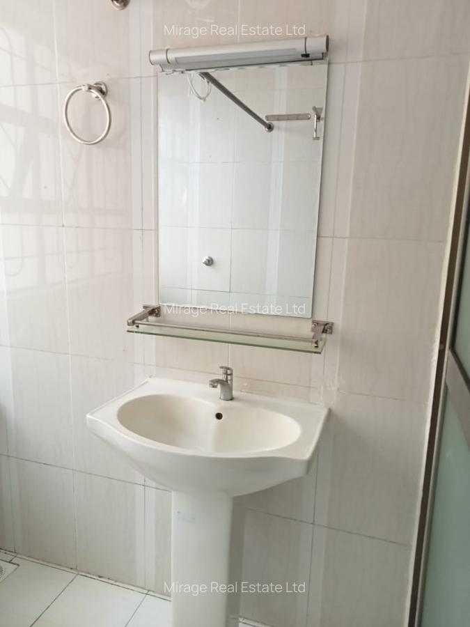 3 Bed Apartment with En Suite in Lavington - 17