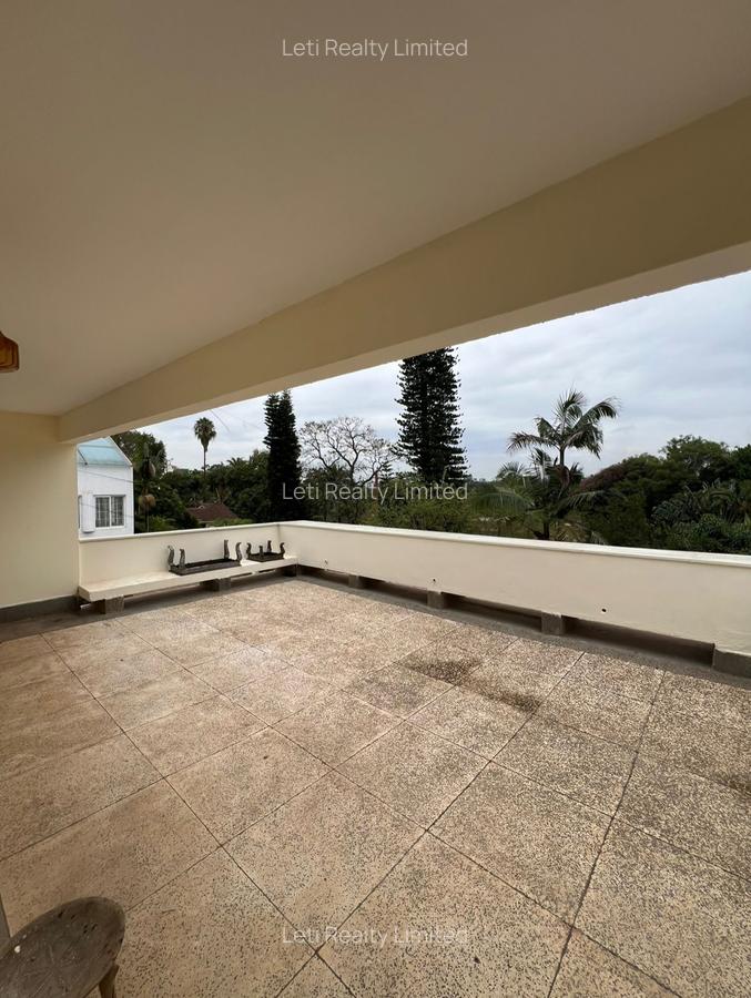 Commercial Property with Fibre Internet in Lavington - 13