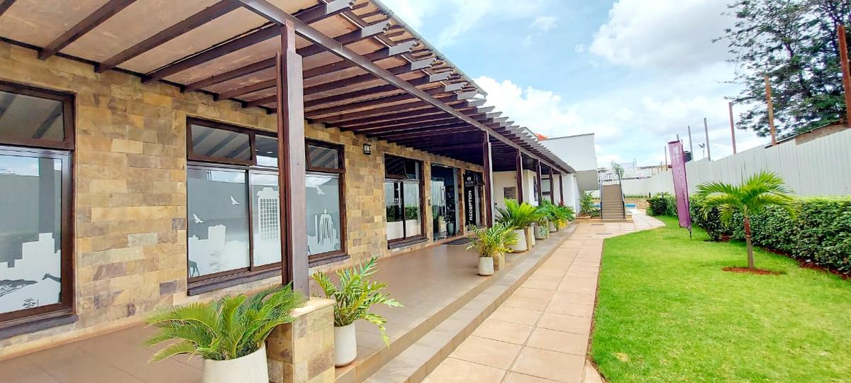 2 Bed Apartment with En Suite at Garden City - 14