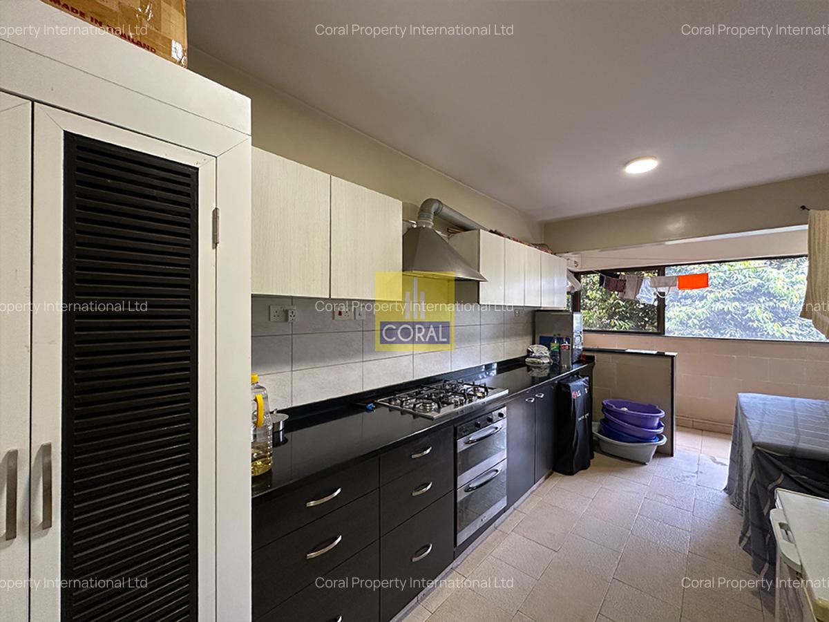 5 Bed Apartment in Rhapta Road - 5