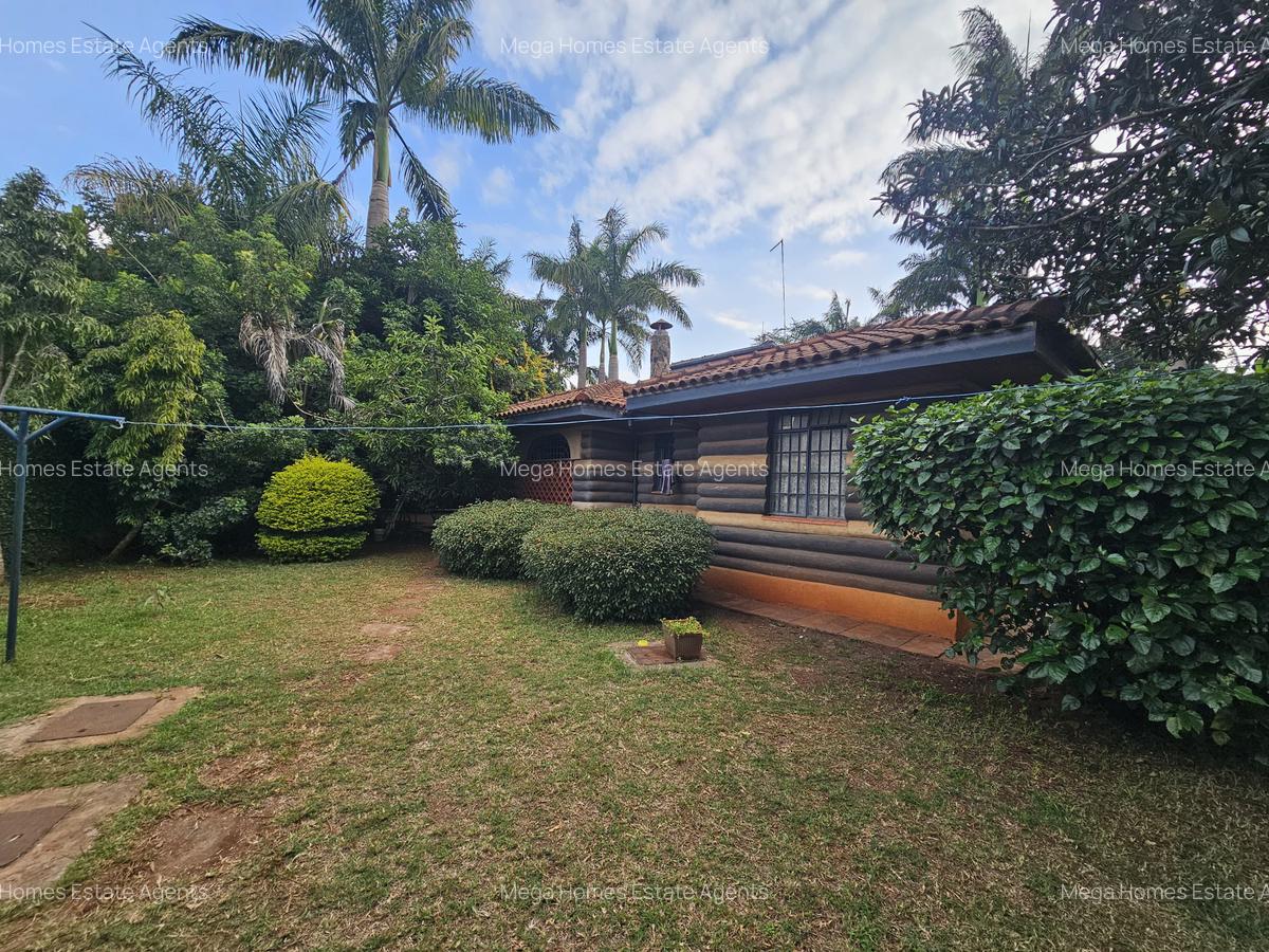 4 Bed House with En Suite in Runda - 5