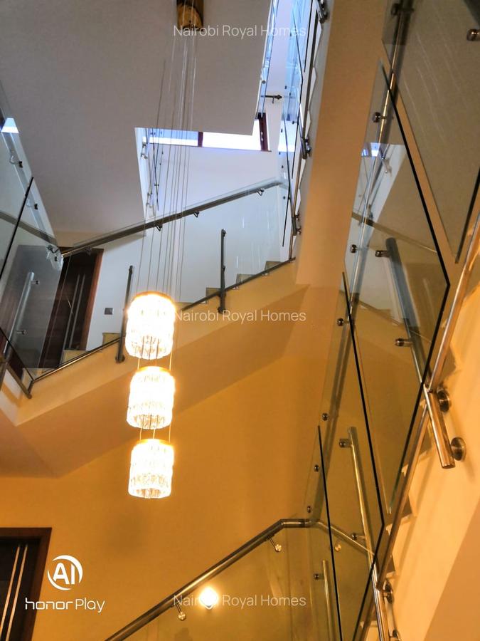 5 Bed Townhouse with En Suite at Lavington Green - 15