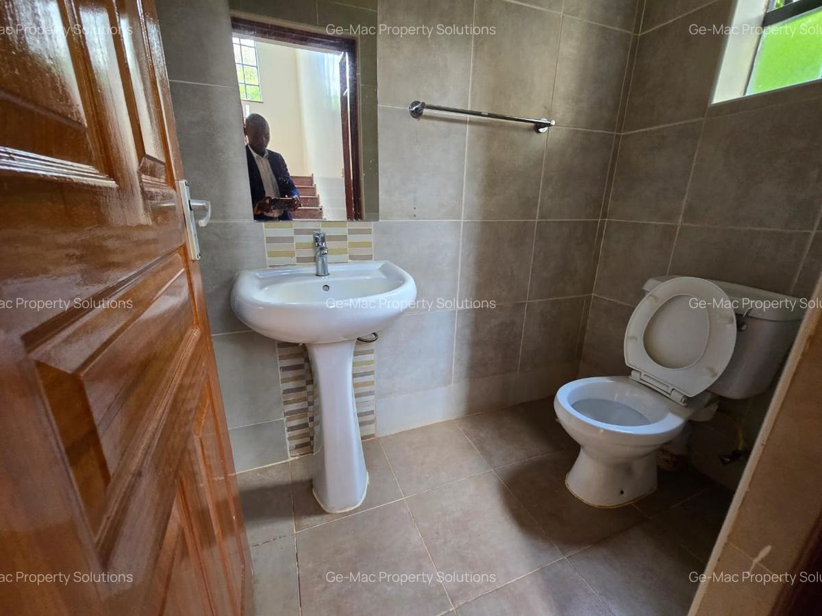 4 Bed House with En Suite in Kiambu Road - 7