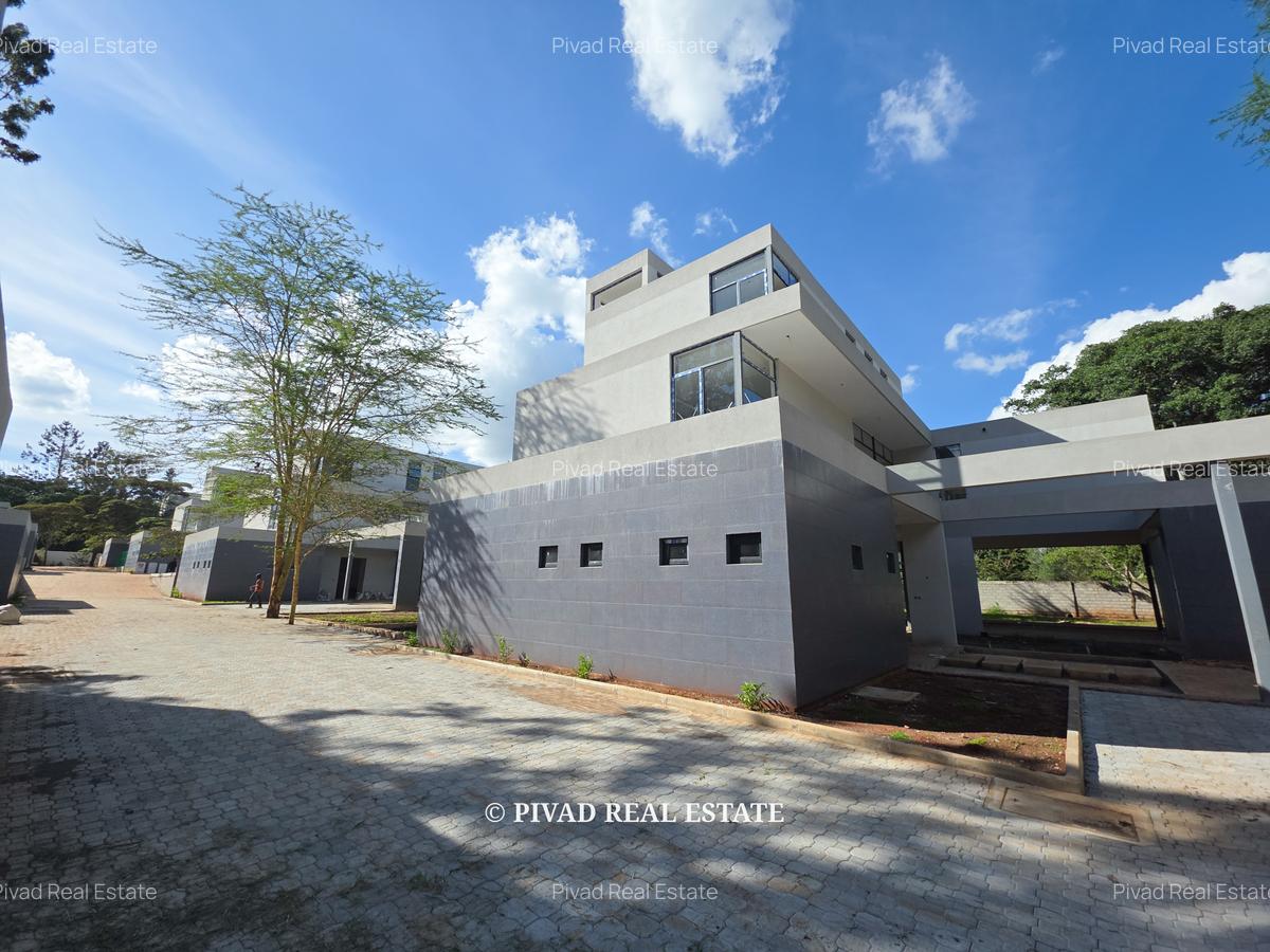 5 Bed House with Swimming Pool in Karen - 16