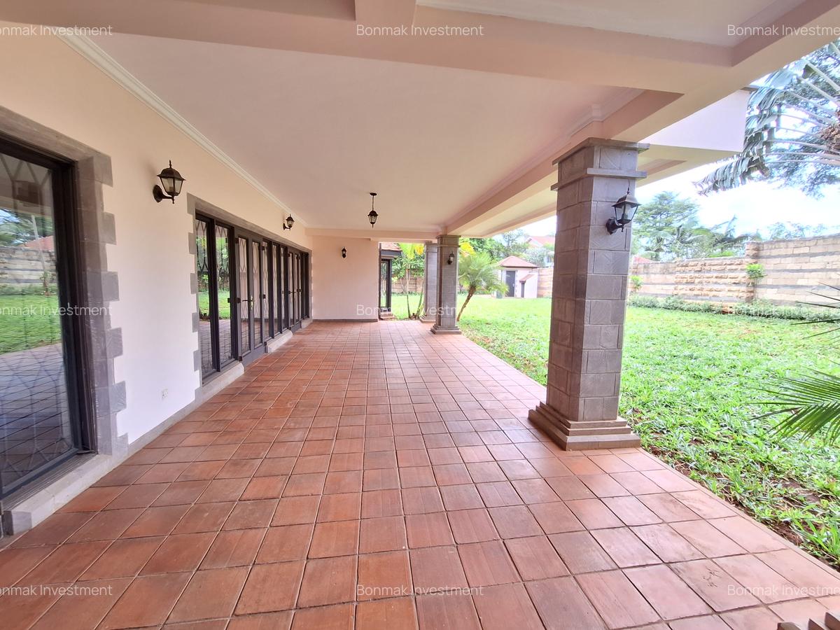 5 Bed Villa with En Suite at Un Avenue - 5