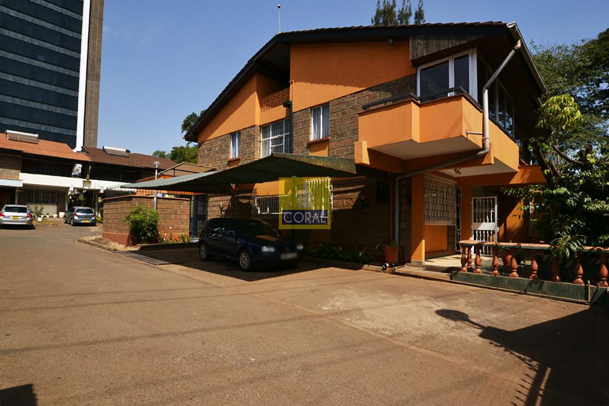 4 Bed House in Rhapta Road - 19