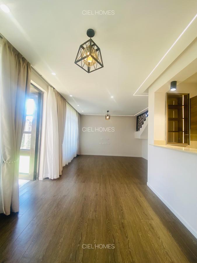 3 Bed Villa with Staff Quarters in Gikambura - 4