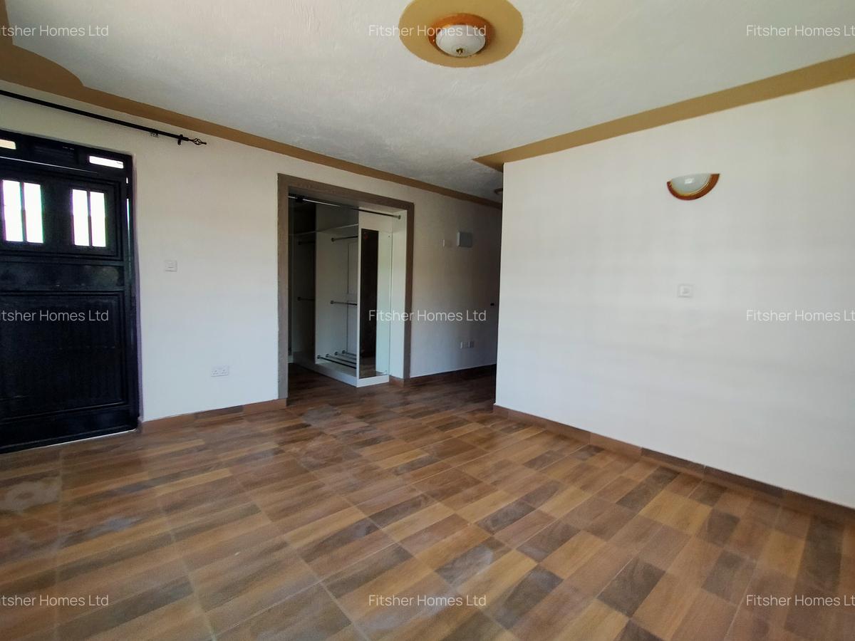 4 Bed House with En Suite in Kiambu Road - 14