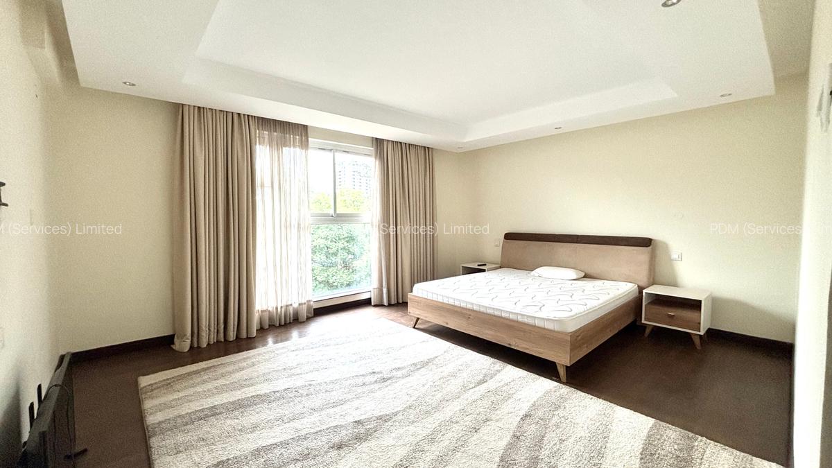 Furnished 3 Bed Apartment with En Suite in Riverside - 7
