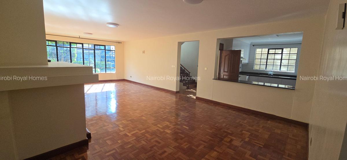 5 Bed Townhouse with En Suite at Lavington Green - 6