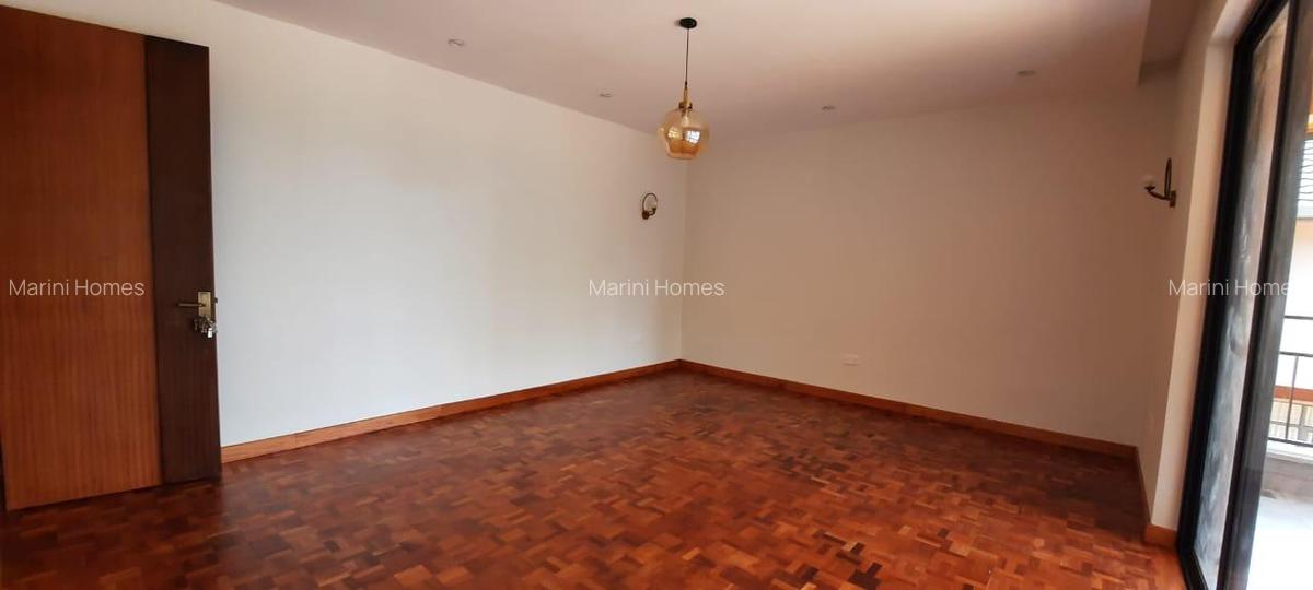 5 Bed Townhouse with En Suite in Lavington - 11