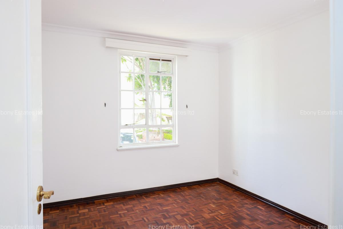 2 Bed Apartment with En Suite in Muthaiga - 6