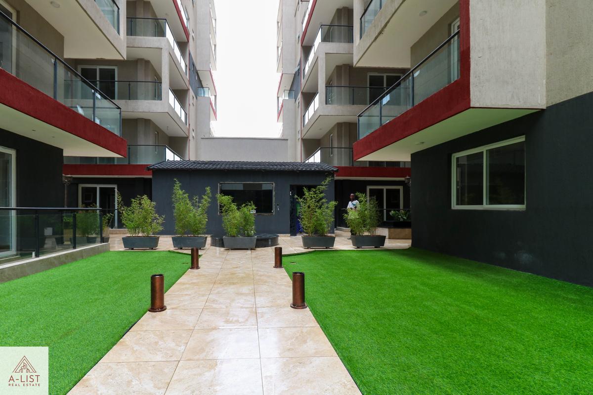 3 Bed Apartment with En Suite at General Mathenge - 12