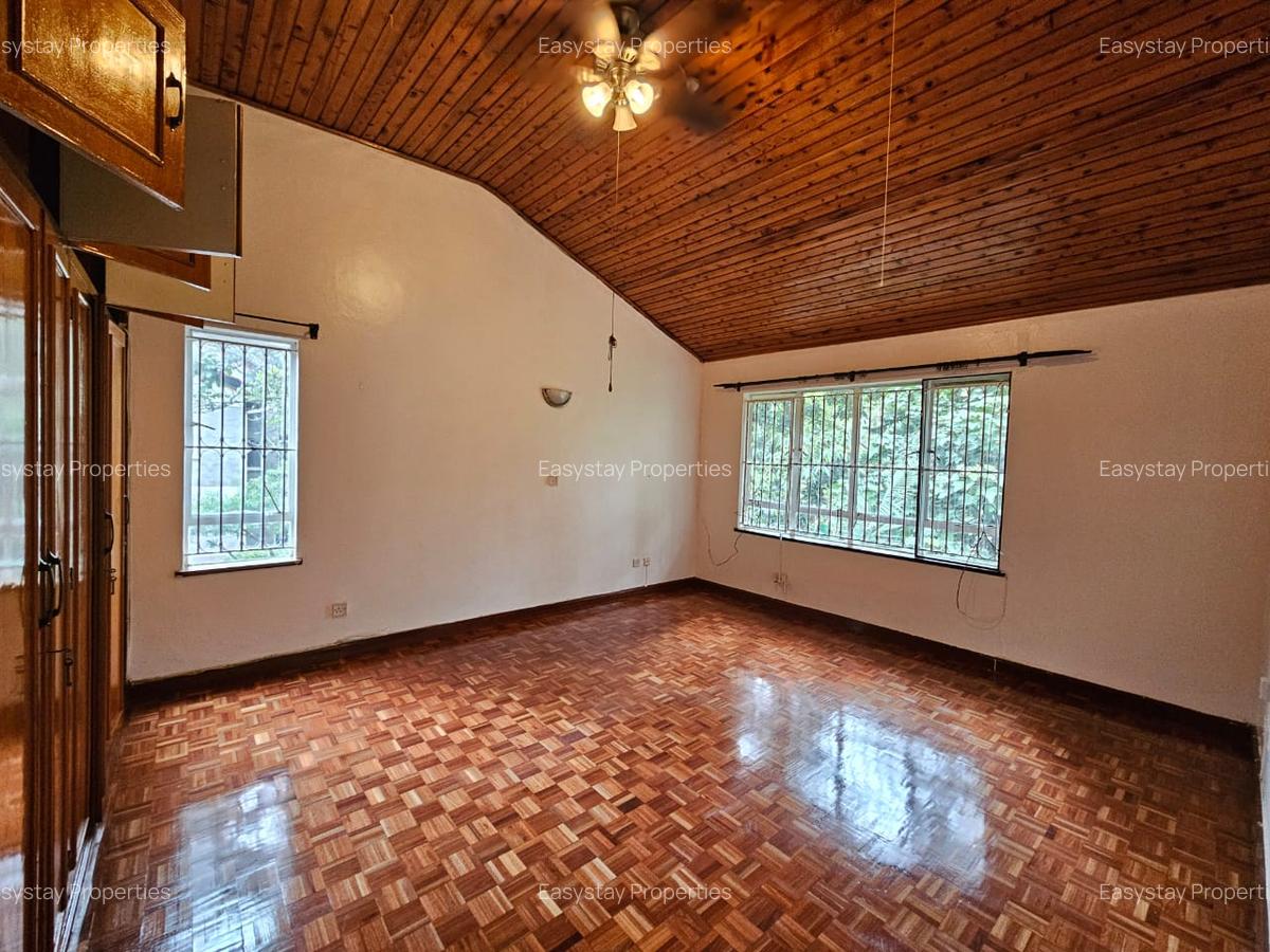 4 Bed House with En Suite in Gigiri - 9