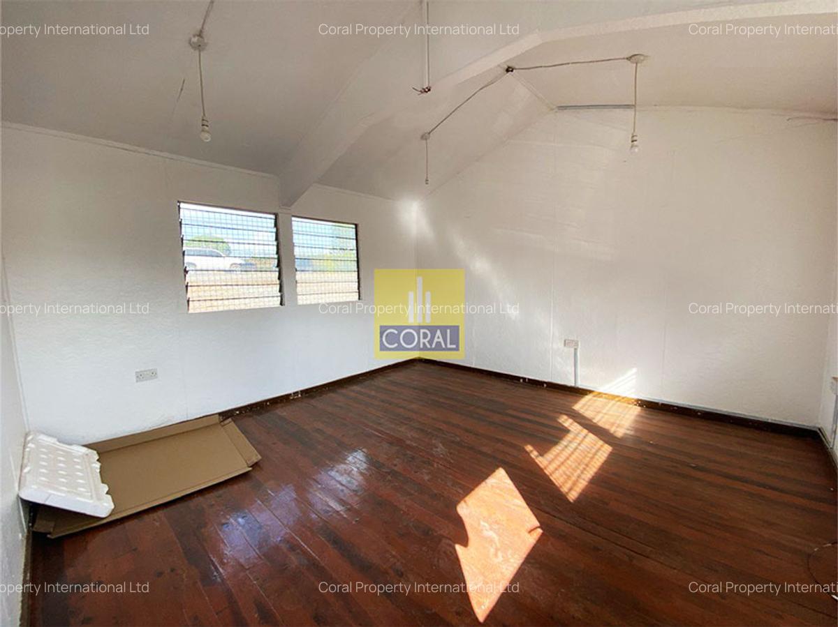 4,505.7 ft² Office with Backup Generator in Parklands - 3