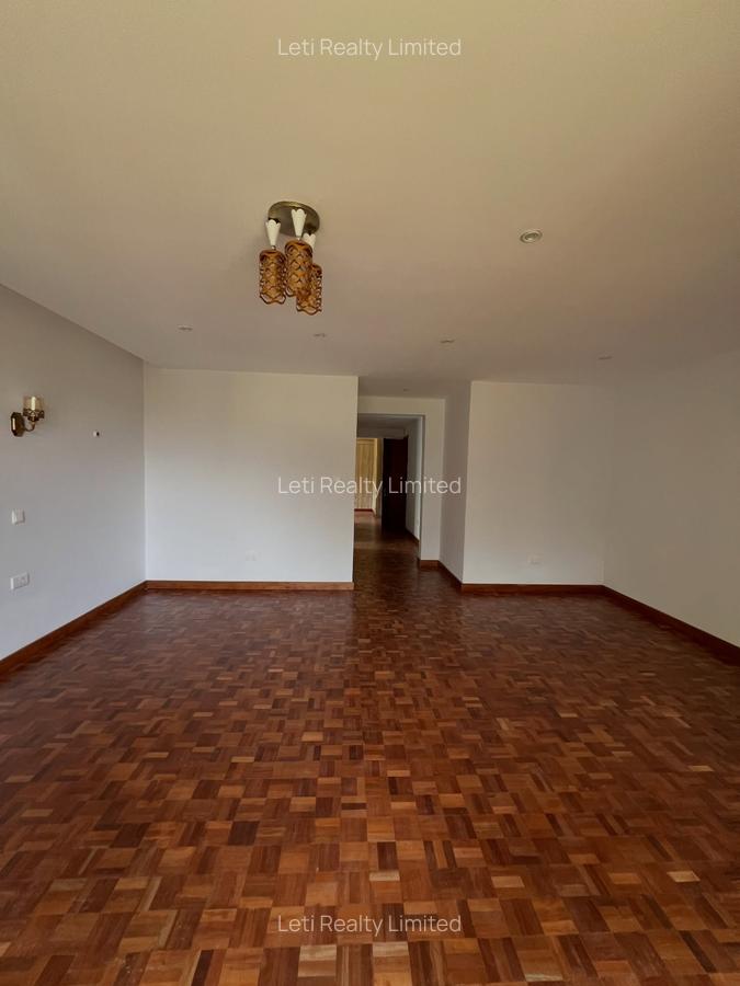5 Bed Townhouse with En Suite in Lavington - 7