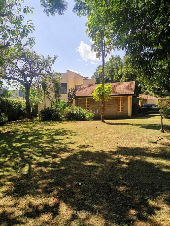 4 Bed House with En Suite at Runda - 3