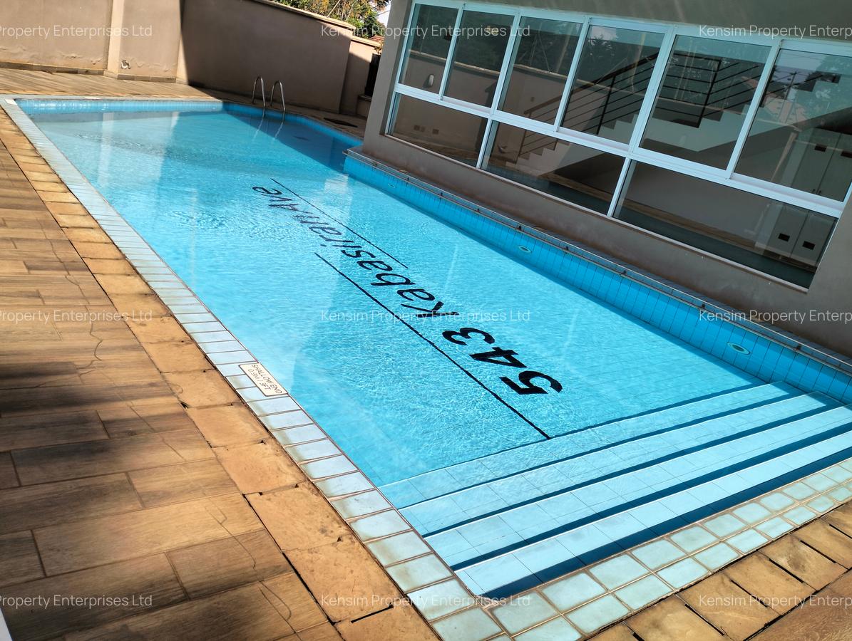 4 Bed Townhouse with En Suite in Lavington - 3