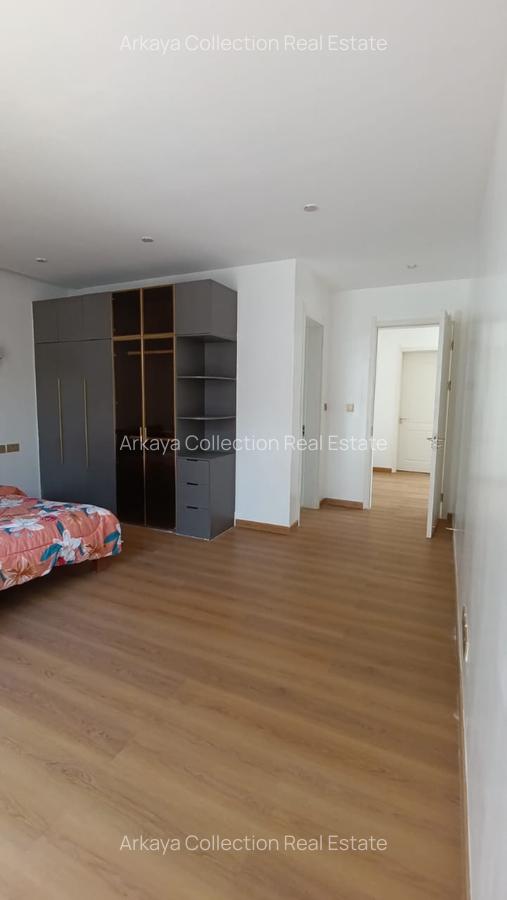 5 Bed Townhouse with En Suite in Lavington - 7